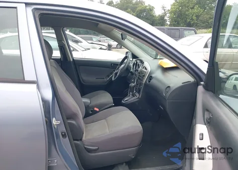 2005 Toyota Matrix z USA, uszkodzony, nr VIN 2T1KR32E75C488451